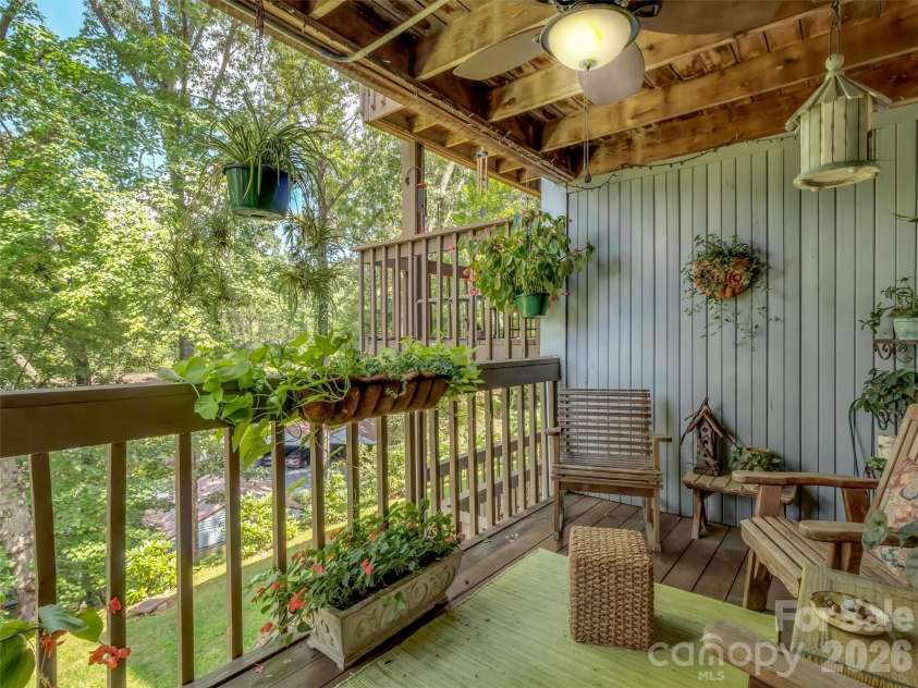 87 Willow Road, Waynesville, NC 28786.  MLS# CAR4297999, YatesRealty ID 2166. 