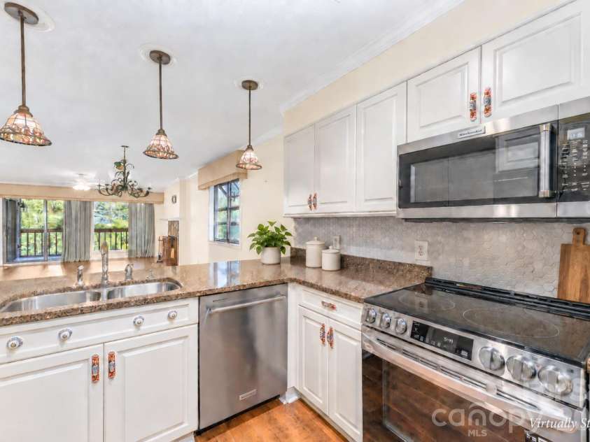 87 Willow Road, Waynesville, NC 28786.  MLS# CAR4421273, YatesRealty ID 2166. Virtually staged!