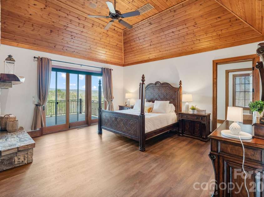 2054 Reynolds Parkway, Boone, NC 28607.  MLS# CAR4365818, YatesRealty ID 21660. 