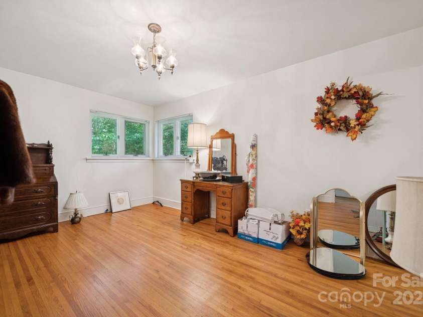 2500 Kendrick Drive, Charlotte, NC 28214.  MLS# CAR4269762, YatesRealty ID 21662. Primary bedroom