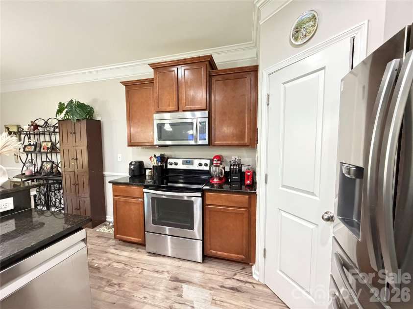 6105 Lighted Way Lane, Indian Trail, NC 28079.  MLS# CAR4379913, YatesRealty ID 21662. 