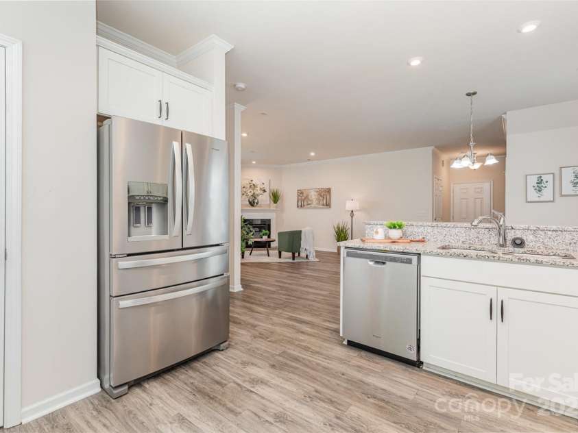 1514 Starmount Cove Lane, Charlotte, NC 28210.  MLS# CAR4272312, YatesRealty ID 21664. 