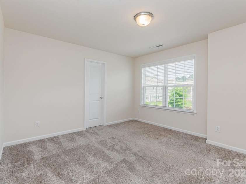 1514 Starmount Cove Lane, Charlotte, NC 28210.  MLS# CAR4272312, YatesRealty ID 21664. 