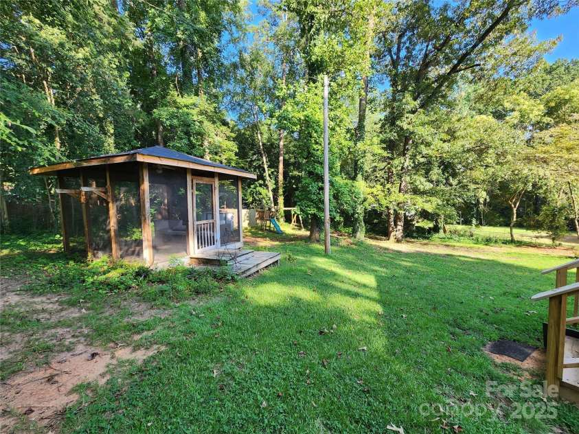 148 Palaside Drive, Concord, NC 28025.  MLS# CAR4244772, YatesRealty ID 21665. 
