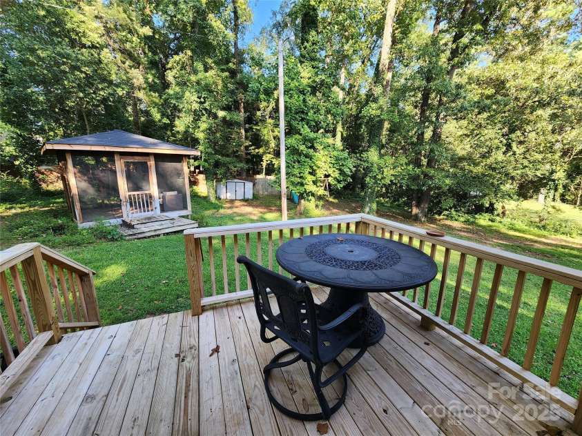 148 Palaside Drive, Concord, NC 28025.  MLS# CAR4300030, YatesRealty ID 21665. 