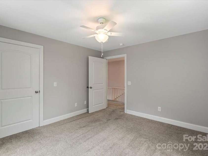 543 Hampton Street, Rock Hill, SC 29730.  MLS# CAR4248599, YatesRealty ID 21667. 