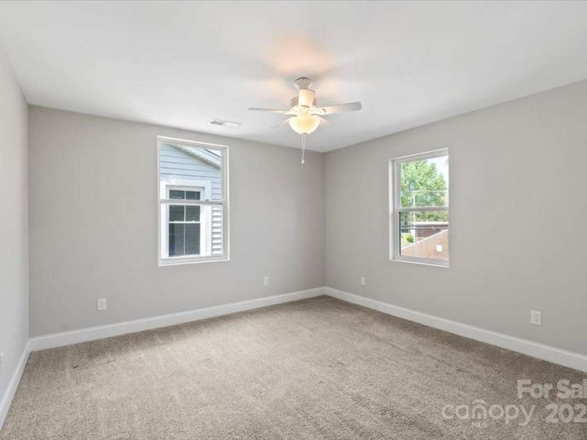 543 Hampton Street, Rock Hill, SC 29730.  MLS# CAR4248599, YatesRealty ID 21667. 