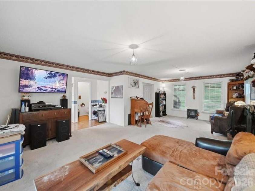 6 Woodland Circle, Granite Falls, NC 28630.  MLS# CAR4376077, YatesRealty ID 21667. 