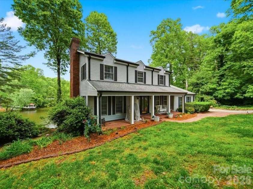 6 Woodland Circle, Granite Falls, NC 28630.  MLS# CAR4376077, YatesRealty ID 21667. 