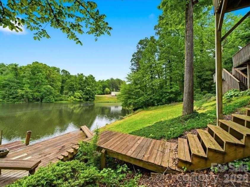 6 Woodland Circle, Granite Falls, NC 28630.  MLS# CAR4376077, YatesRealty ID 21667. 