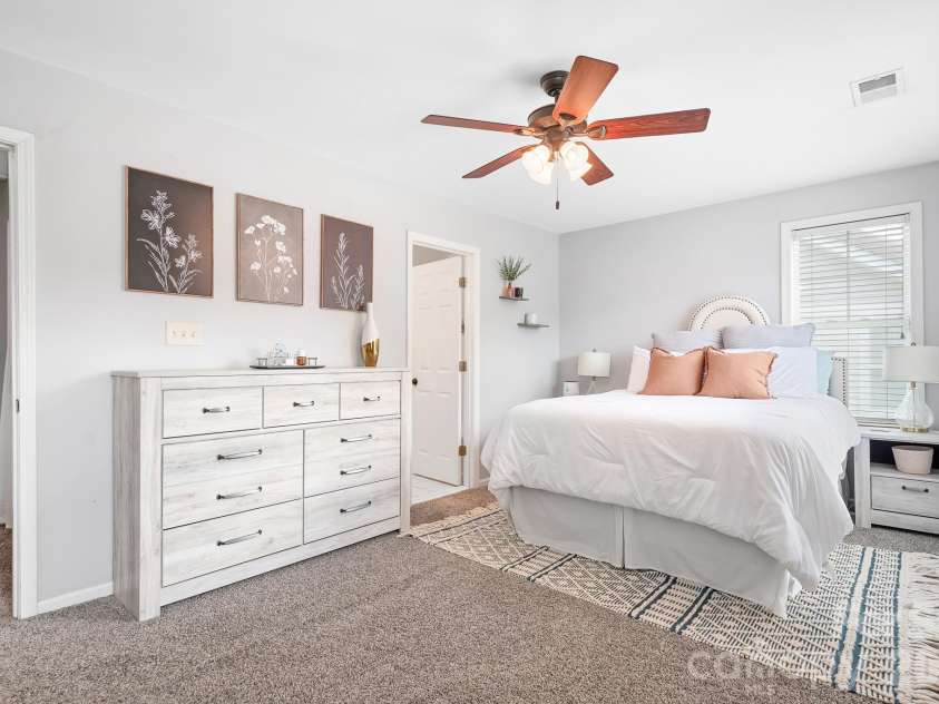 16923 Bridgeton Lane, Huntersville, NC 28078.  MLS# CAR4374630, YatesRealty ID 21668. 