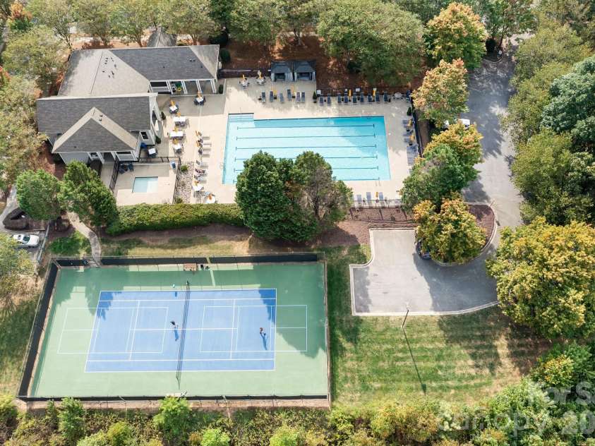 16923 Bridgeton Lane, Huntersville, NC 28078.  MLS# CAR4374630, YatesRealty ID 21668. 