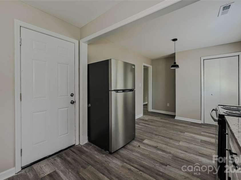 2207 Gardner Street, Gastonia, NC 28054.  MLS# CAR4274136, YatesRealty ID 21668. 