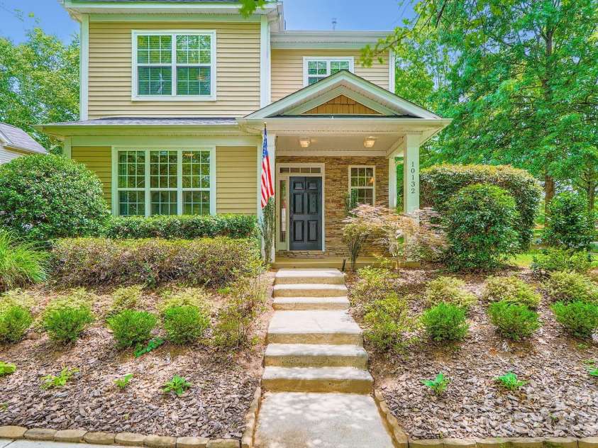 10132 Caldwell Depot Road, Cornelius, NC 28031.  MLS# CAR4271666, YatesRealty ID 21669. 