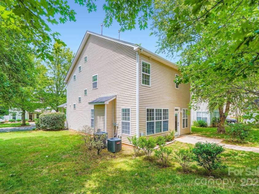10132 Caldwell Depot Road, Cornelius, NC 28031.  MLS# CAR4271666, YatesRealty ID 21669. 