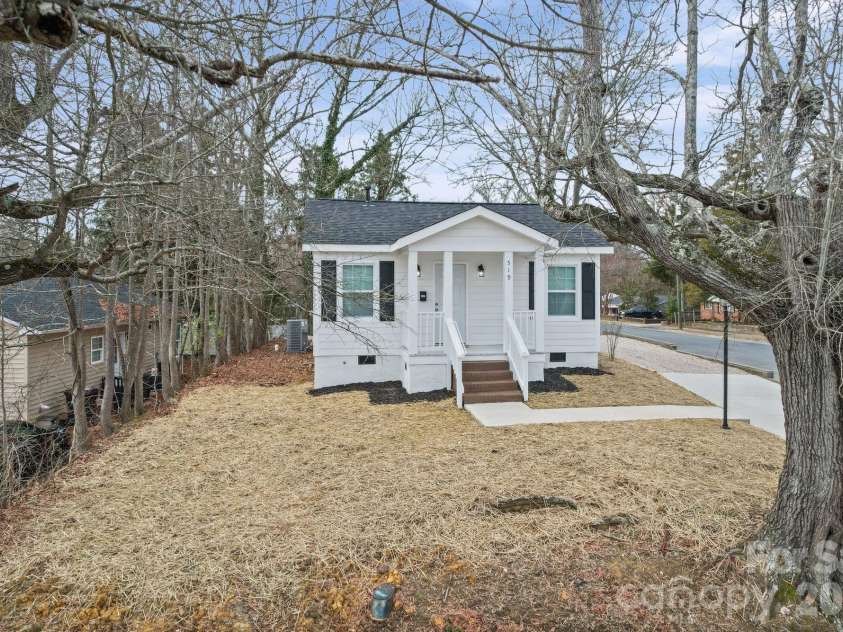 519 Finley Road, Rock Hill, SC 29730.  MLS# CAR4352658, YatesRealty ID 21669. 