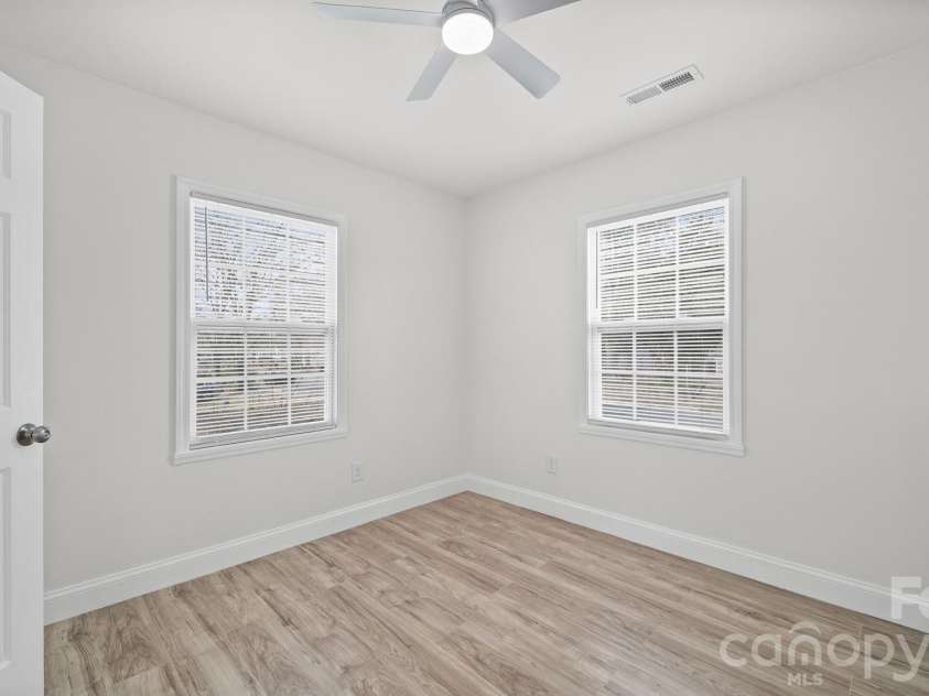 519 Finley Road, Rock Hill, SC 29730.  MLS# CAR4352658, YatesRealty ID 21669. 