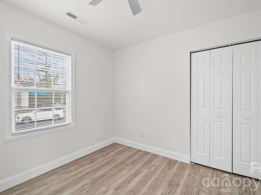 519 Finley Road, Rock Hill, SC 29730.  MLS# CAR4352658, YatesRealty ID 21669. 