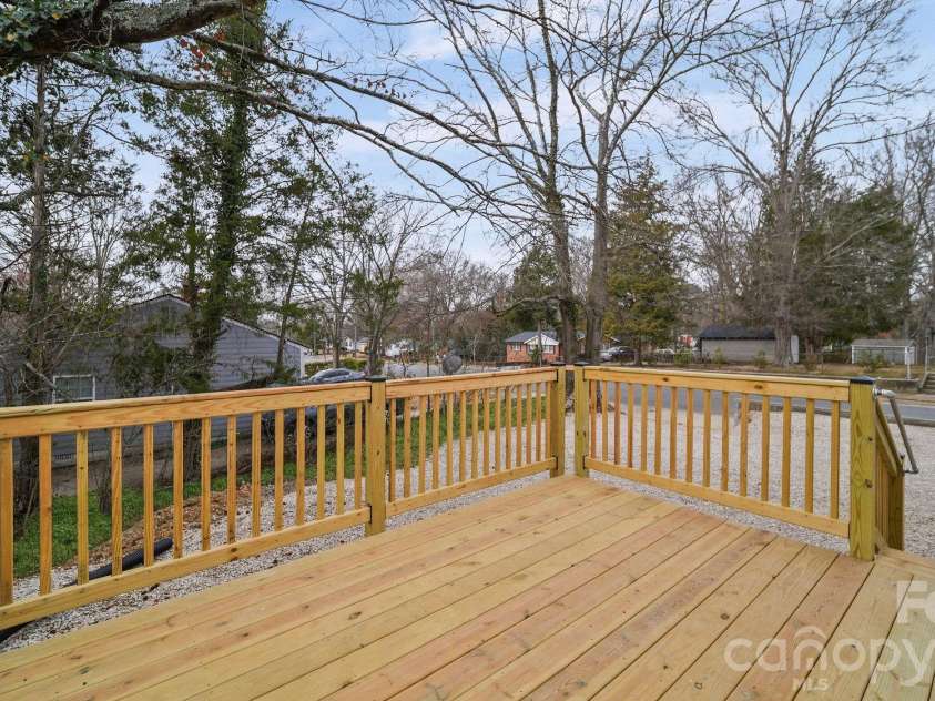 519 Finley Road, Rock Hill, SC 29730.  MLS# CAR4352658, YatesRealty ID 21669. 