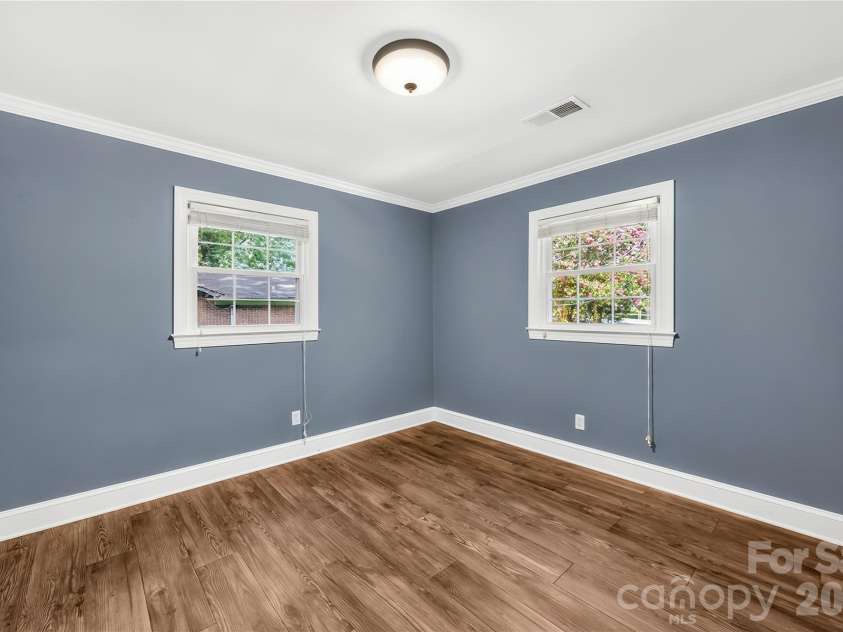116 Stover Road, Mooresville, NC 28117.  MLS# CAR4405037, YatesRealty ID 2167. 