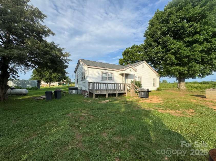 22987 Alonzo Road, Oakboro, NC 28129.  MLS# CAR4273139, YatesRealty ID 21670. 