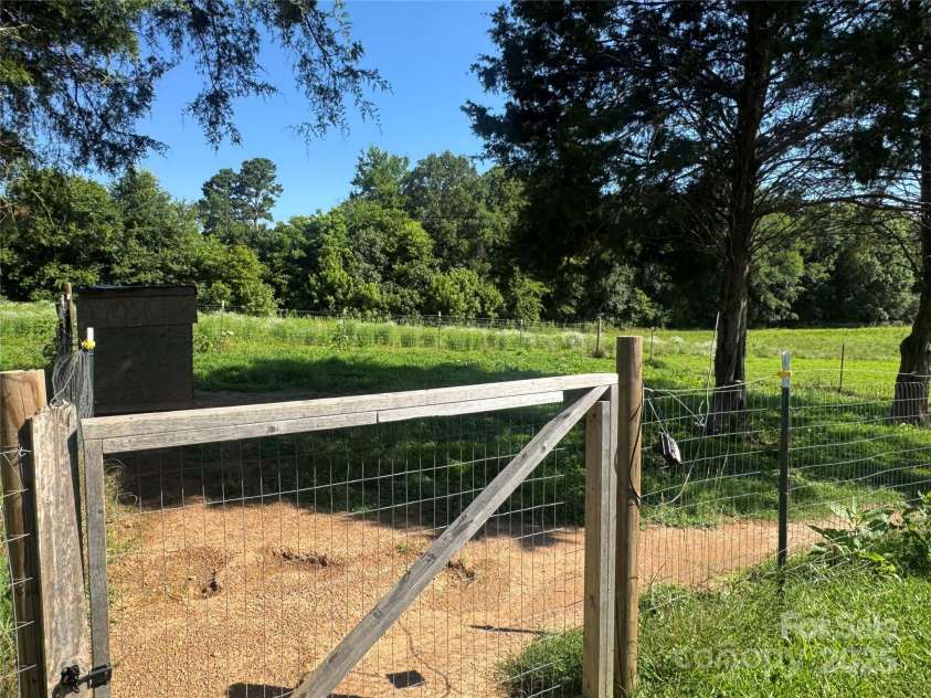 22987 Alonzo Road, Oakboro, NC 28129.  MLS# CAR4273139, YatesRealty ID 21670. 