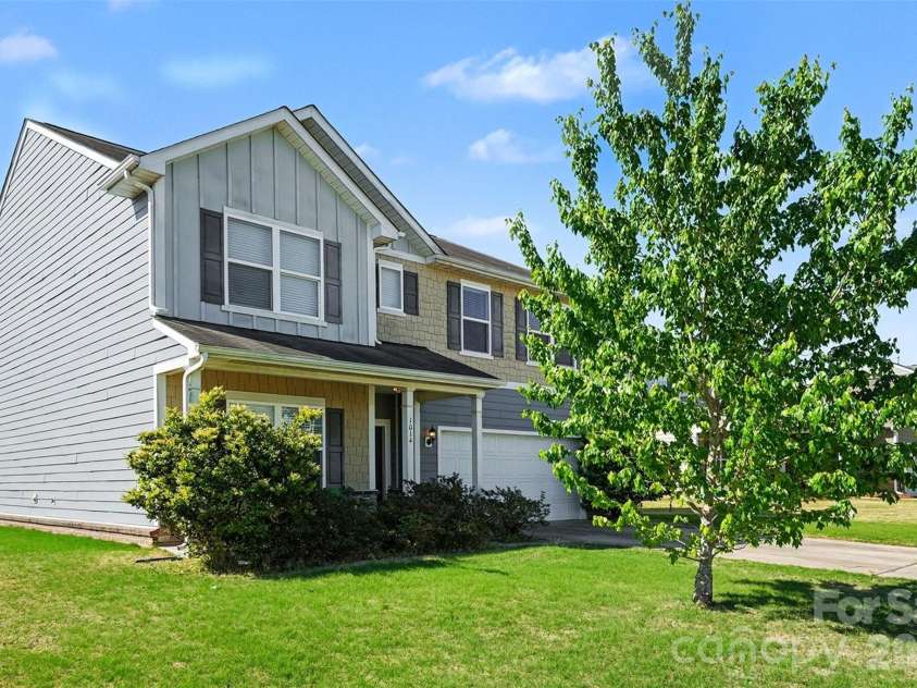 1014 Perennial Lane, Indian Trail, NC 28079.  MLS# CAR4371484, YatesRealty ID 21671. 
