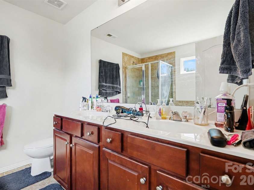 1014 Perennial Lane, Indian Trail, NC 28079.  MLS# CAR4371484, YatesRealty ID 21671. 
