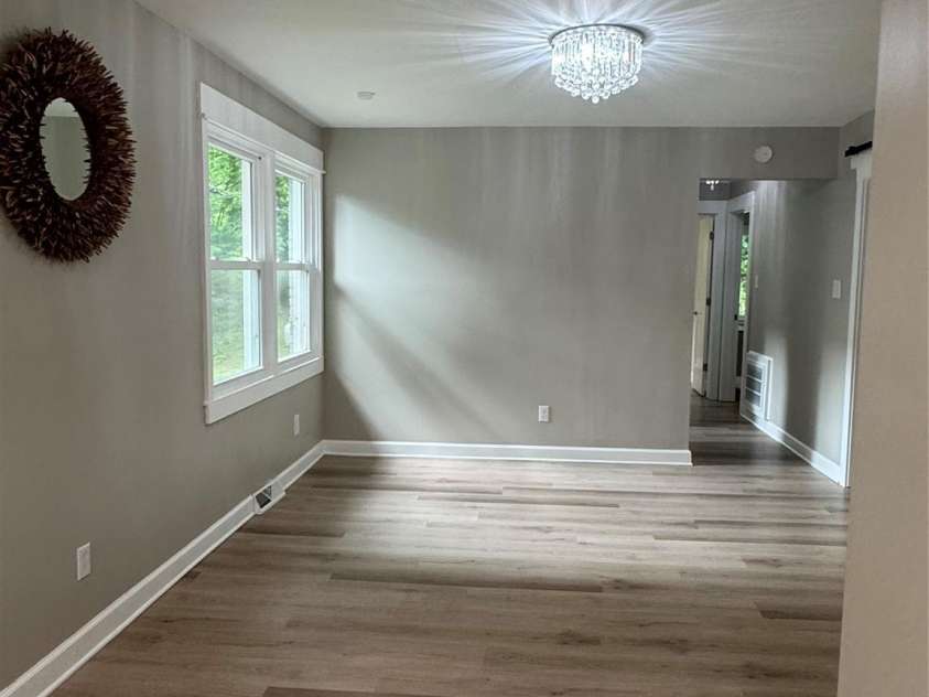 4524 Cinderella Road, Charlotte, NC 28213.  MLS# CAR4261131, YatesRealty ID 21671. 