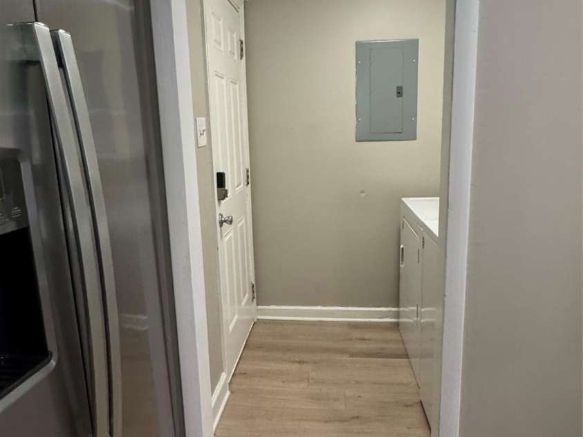 4524 Cinderella Road, Charlotte, NC 28213.  MLS# CAR4261131, YatesRealty ID 21671. 