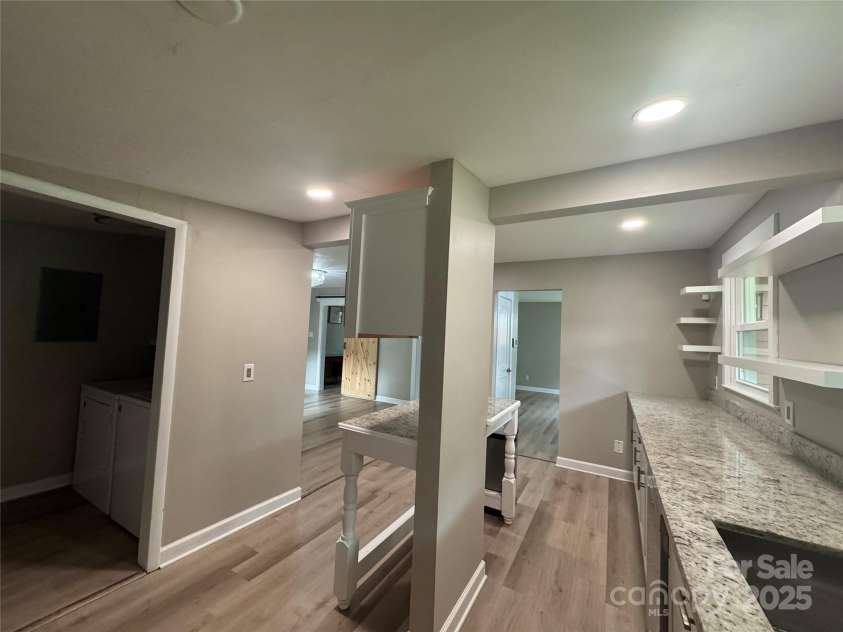 4524 Cinderella Road, Charlotte, NC 28213.  MLS# CAR4261131, YatesRealty ID 21671. 