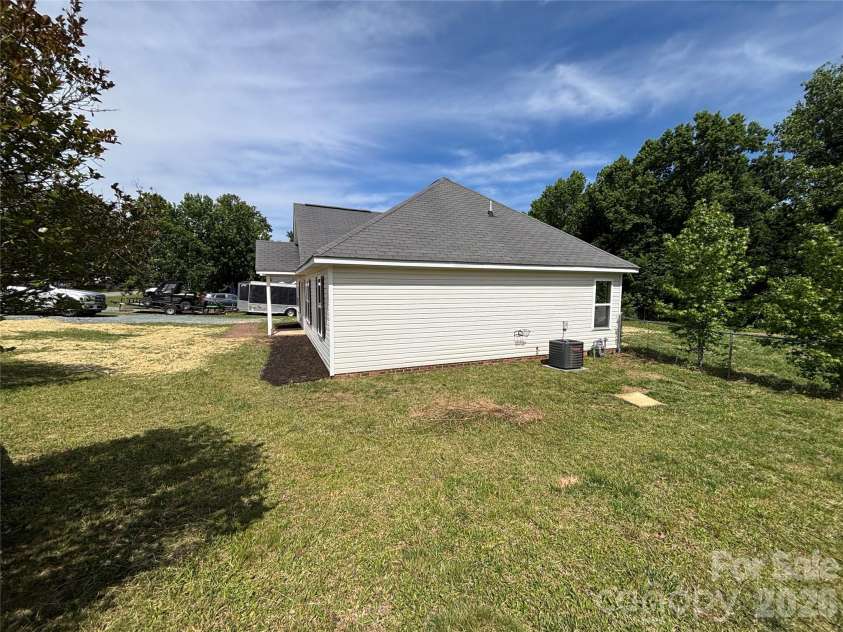 1002 Crescent Way, Wingate, NC 28174.  MLS# CAR4381075, YatesRealty ID 21672. 