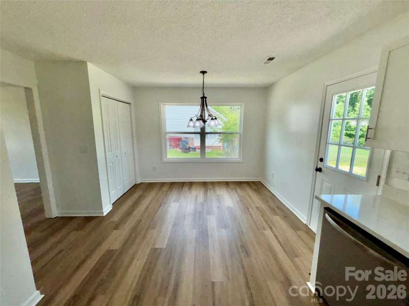 1002 Crescent Way, Wingate, NC 28174.  MLS# CAR4381075, YatesRealty ID 21672. Breakfast Area