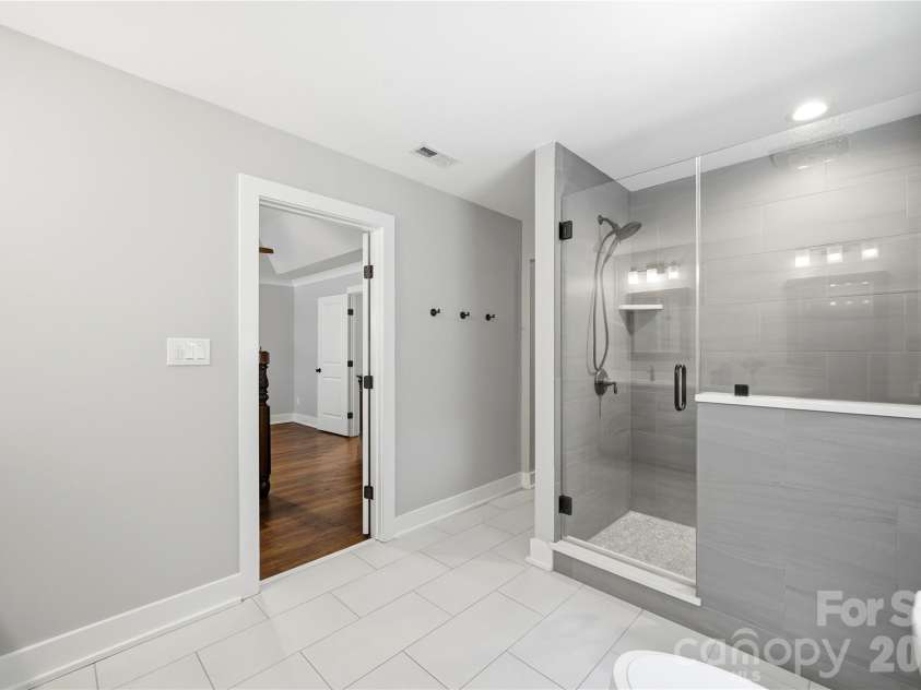 5701 Cedar Hill Drive, Wesley Chapel, NC 28110.  MLS# CAR4380517, YatesRealty ID 21674. Primary bathroom suite