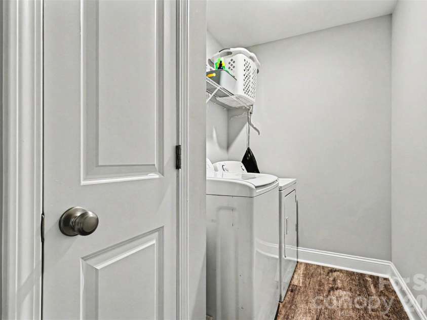 3401 Shillinglaw Road, Sharon, SC 29742.  MLS# CAR4380680, YatesRealty ID 21675. Laundry Room