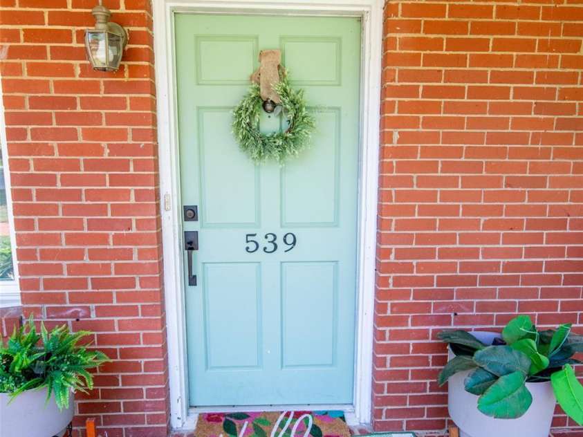 539 30th Avenue, Hickory, NC 28601.  MLS# CAR4252934, YatesRealty ID 21675. 