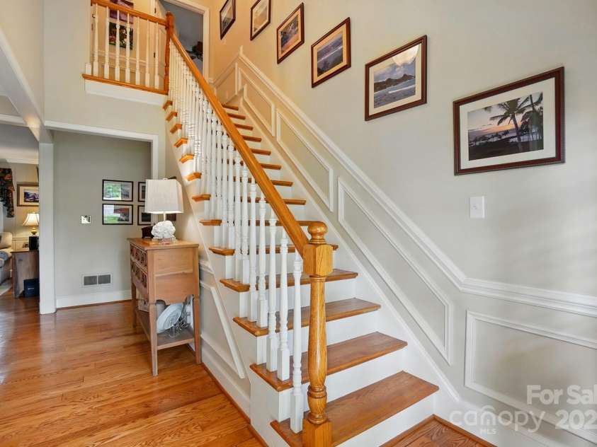 2025 Sagamore Road, Charlotte, NC 28209.  MLS# CAR4259805, YatesRealty ID 21676. 