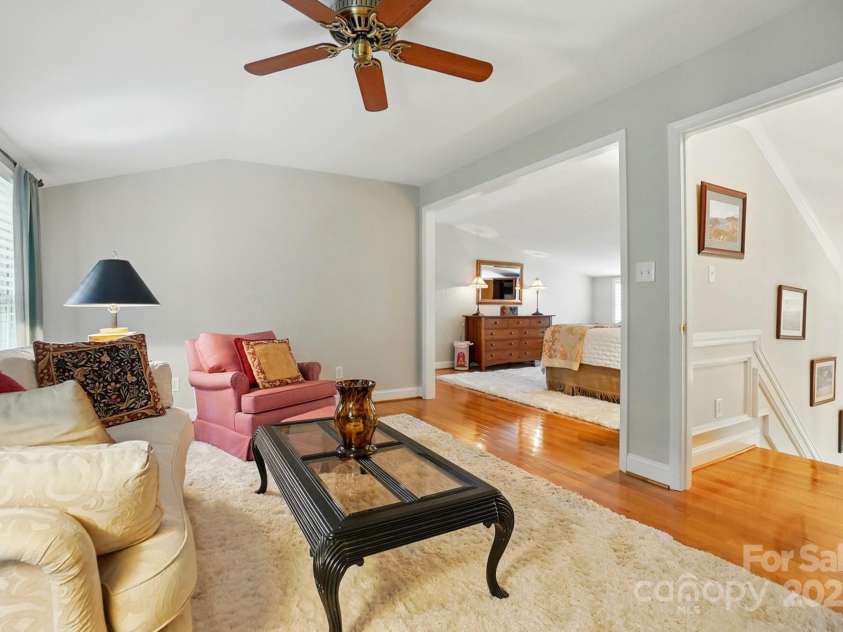 2025 Sagamore Road, Charlotte, NC 28209.  MLS# CAR4259805, YatesRealty ID 21676. 