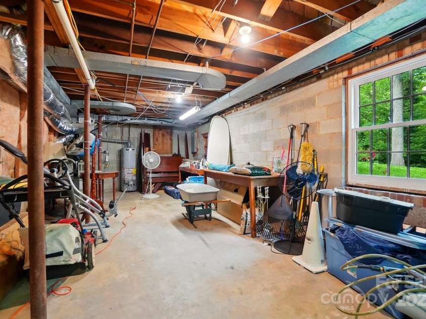 2025 Sagamore Road, Charlotte, NC 28209.  MLS# CAR4259805, YatesRealty ID 21676. 