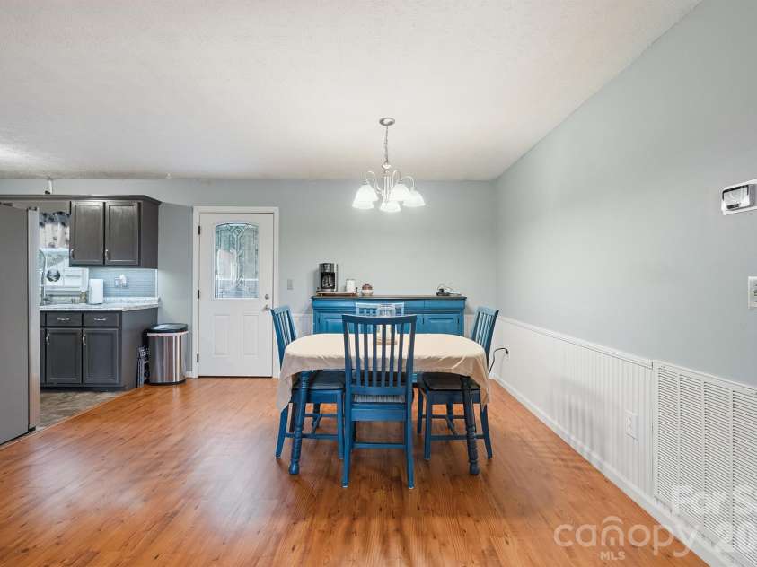 3868 Nc 10 Highway, Newton, NC 28658.  MLS# CAR4379980, YatesRealty ID 21676. 