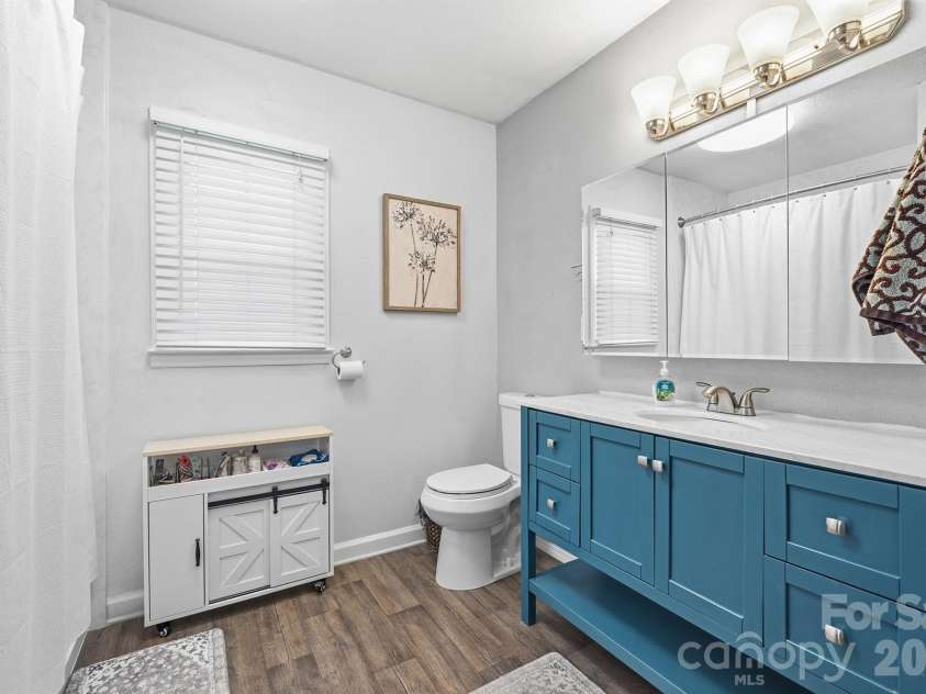 3868 Nc 10 Highway, Newton, NC 28658.  MLS# CAR4379980, YatesRealty ID 21676. 