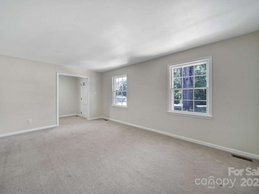 967 Hilldale Drive, Lancaster, SC 29720.  MLS# CAR4267333, YatesRealty ID 21677. 