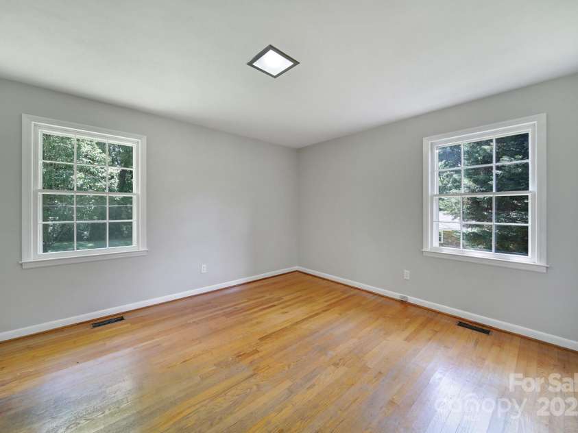 967 Hilldale Drive, Lancaster, SC 29720.  MLS# CAR4267333, YatesRealty ID 21677. 