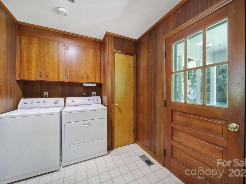 967 Hilldale Drive, Lancaster, SC 29720.  MLS# CAR4267333, YatesRealty ID 21677. 