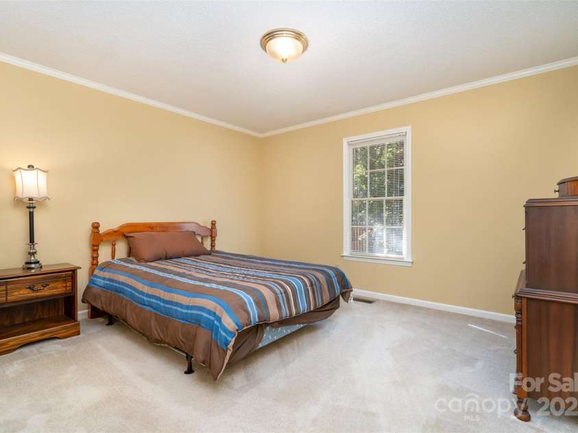 110 Robin Road, Lincolnton, NC 28092.  MLS# CAR4307556, YatesRealty ID 21678. Bedroom 3