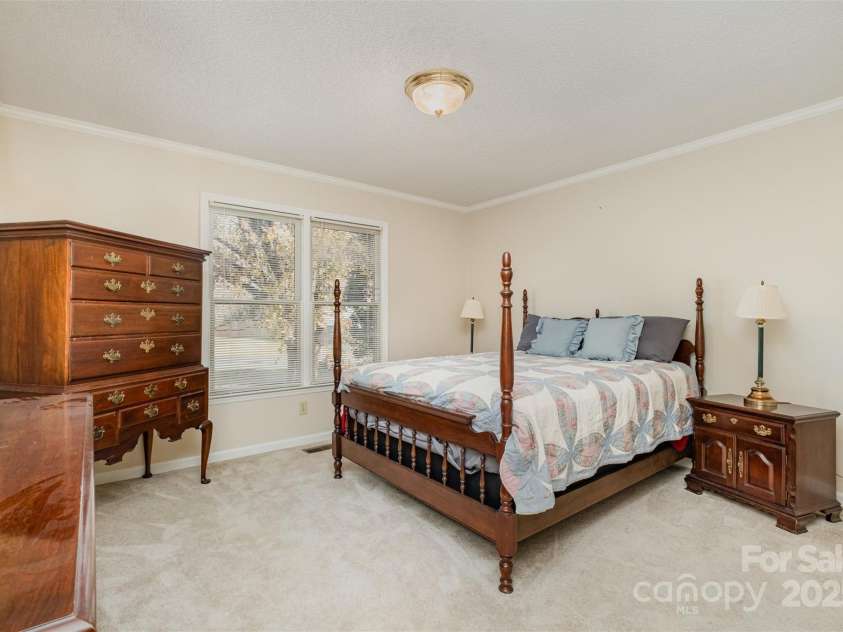 110 Robin Road, Lincolnton, NC 28092.  MLS# CAR4307556, YatesRealty ID 21678. Bedroom 3