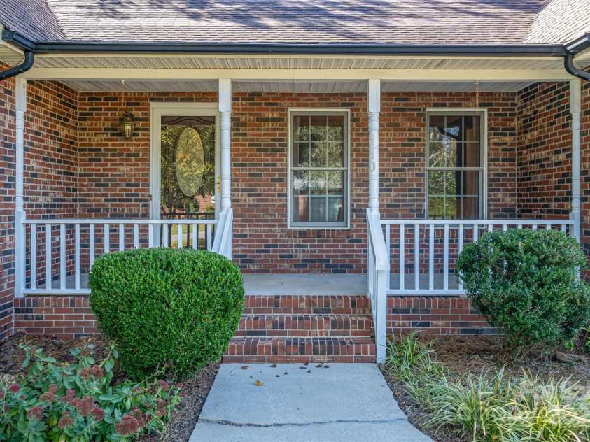 110 Robin Road, Lincolnton, NC 28092.  MLS# CAR4307556, YatesRealty ID 21678. Front Porch