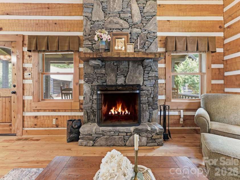 17 Rachels Circle, Maggie Valley, NC 28751.  MLS# CAR4392679, YatesRealty ID 21678. 