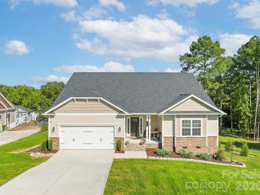 413 Colton Street, Oakboro, NC 28129.  MLS# CAR4378808, YatesRealty ID 21679. 
