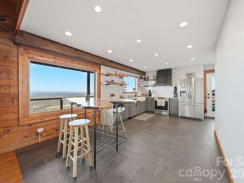 6500 Burkemont Road, Morganton, NC 28655.  MLS# CAR4336098, YatesRealty ID 2168. 